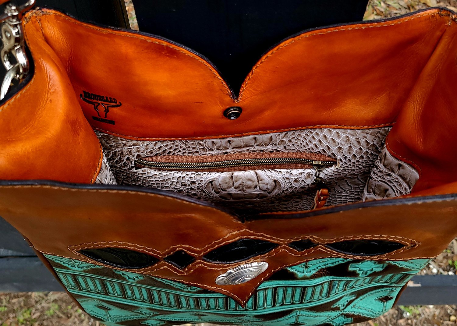 Vermilion Purse: Concealed Carry - Image 4